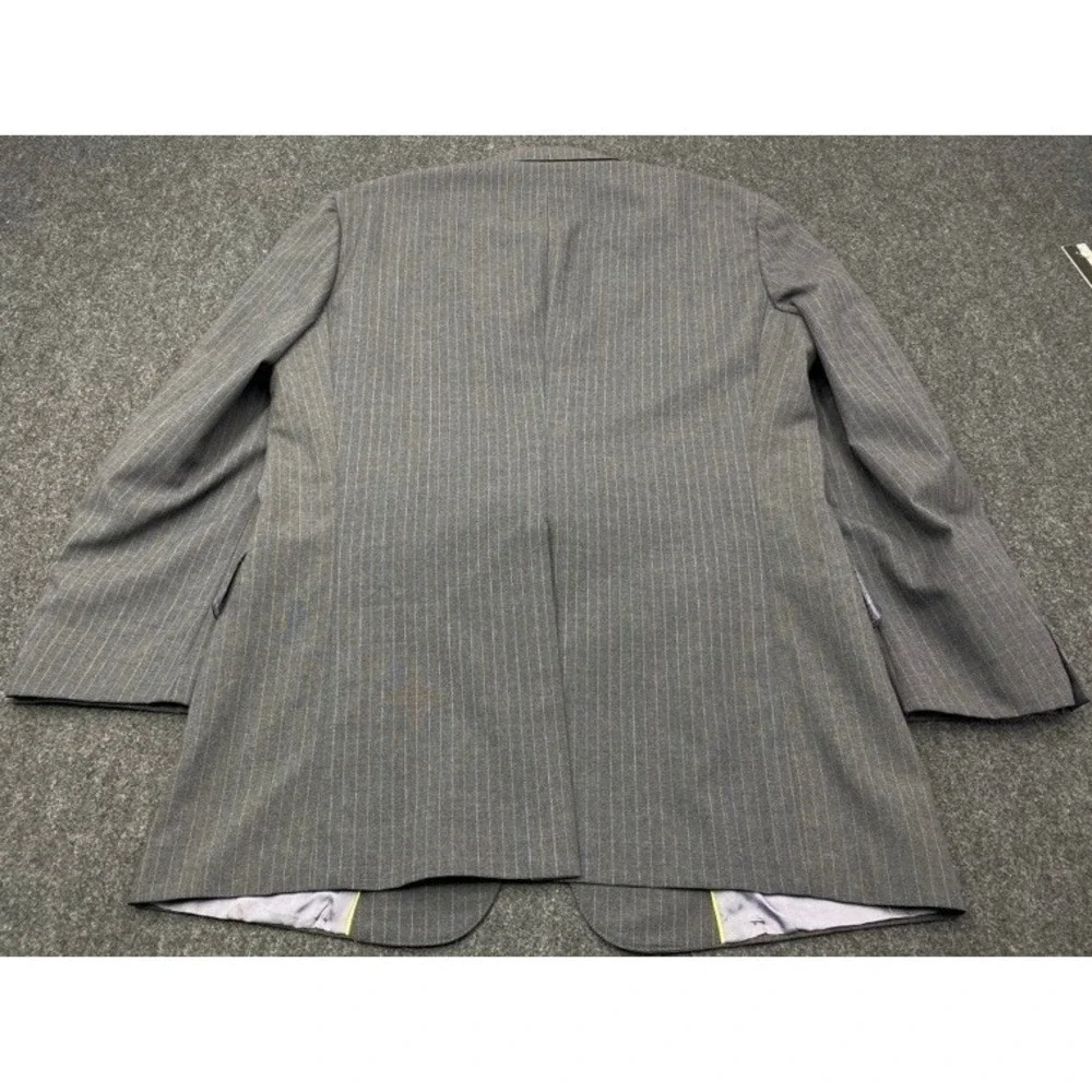 Austin Reed Pinstripe Blazer Men Size 46L Charcoal Grey Wool Blend Two Button
